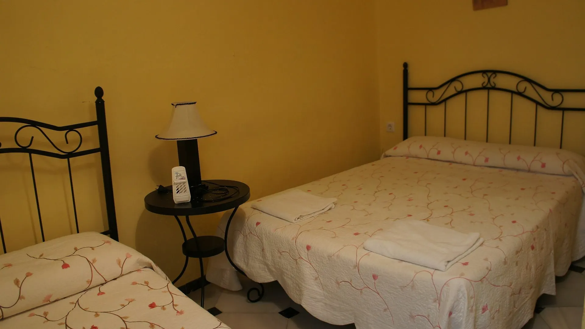 Pension Perez Montilla Sevilla Spanien