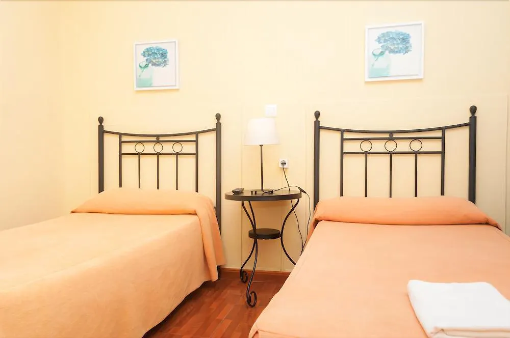 Pension Perez Montilla Sevilla Pensionat